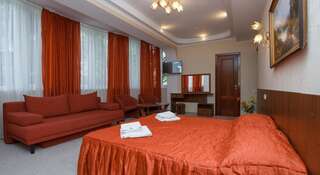 Гостиница Ренессанс Алушта Двухместный номер Делюкс с 2 отдельными кроватями-4